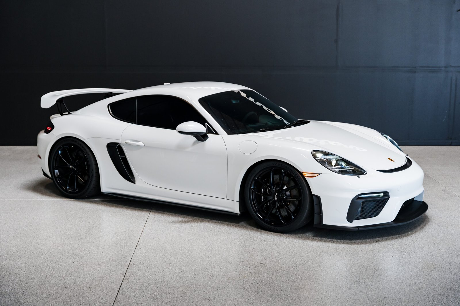 Porsche GT4 rental in Bellevue from Sport Driving Motors