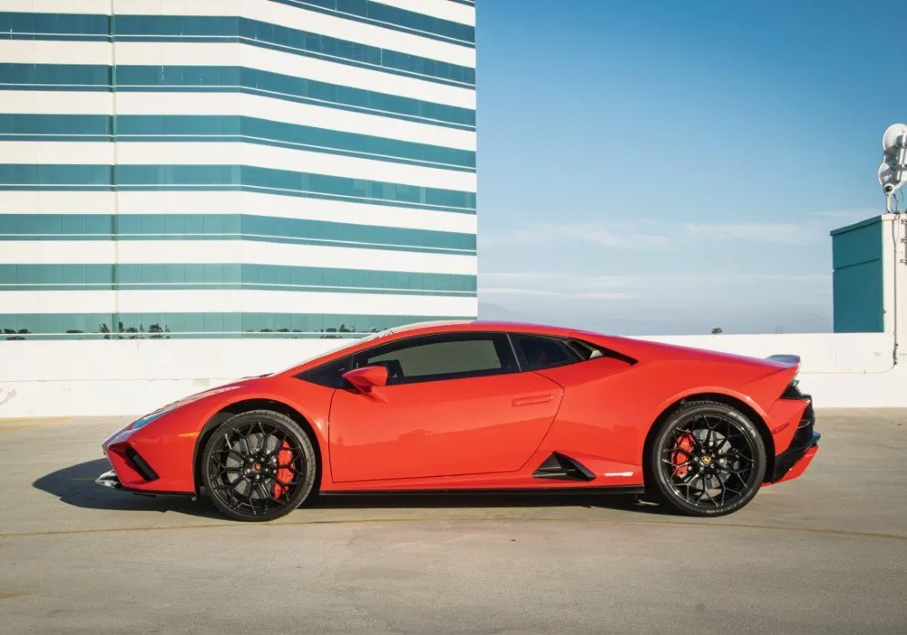 Lamborghini Huracán Evo | Sport Driving Motors