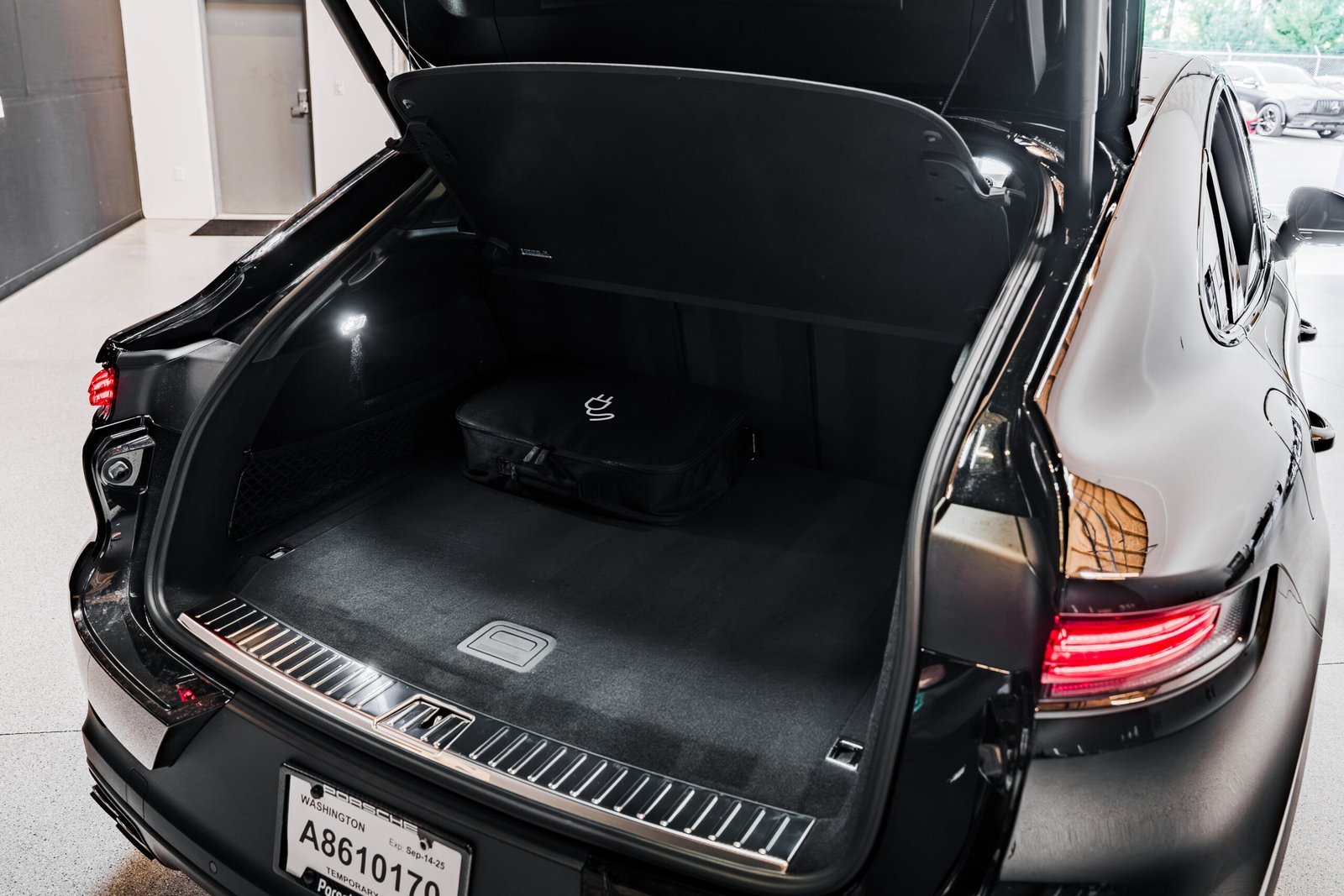 Porsche Cayenne E-Hybrid Seattle luxury SUV detail
