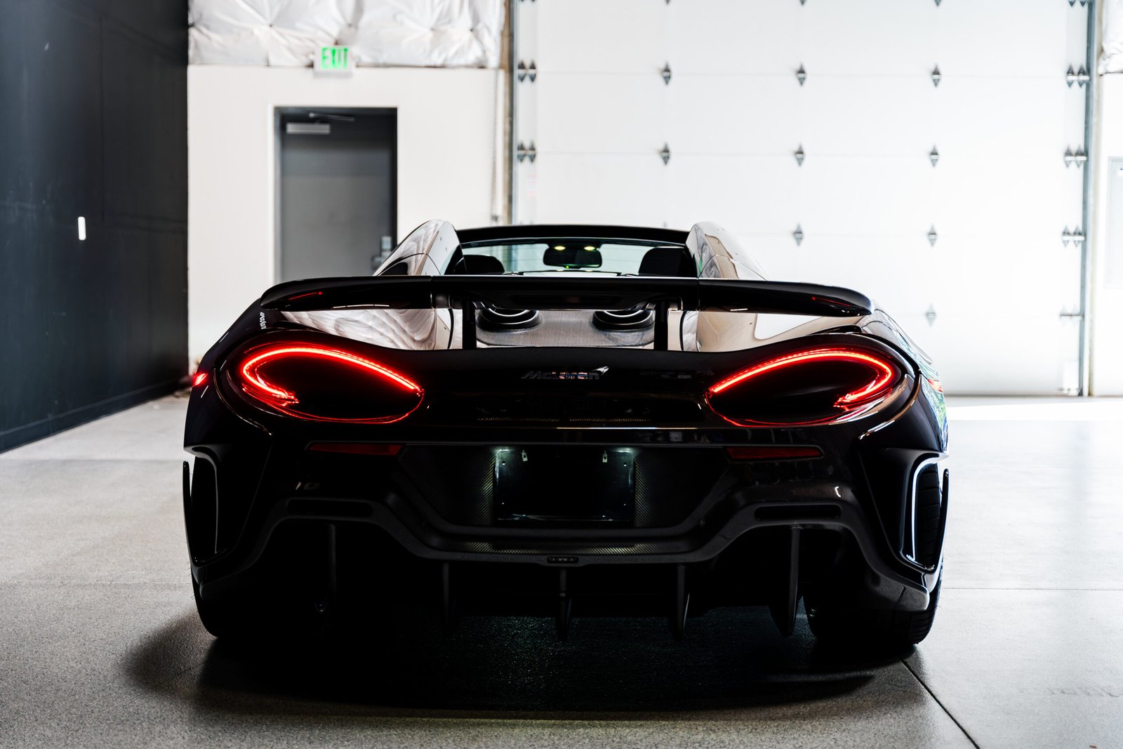 McLaren 600LT Spider rental in Seattle, photo 3